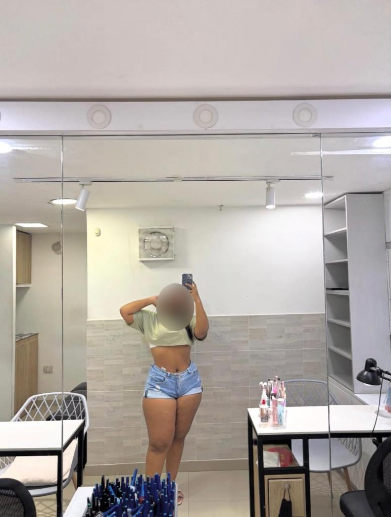 633584157: Chica busca chico en Tenerife