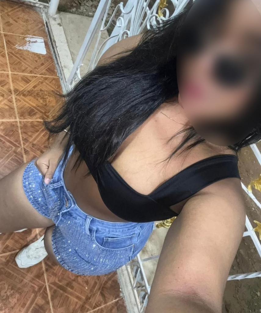 Chica busca chico en Tenerife: 