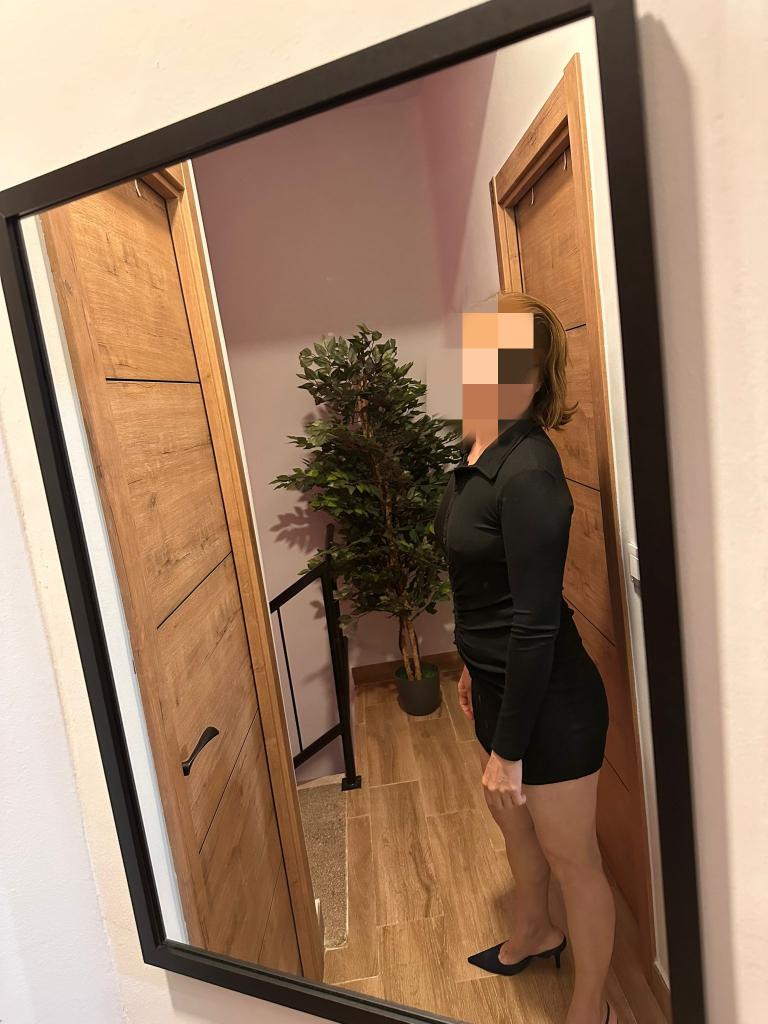 615332979: Chica busca chico en Albacete