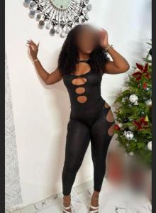 632477095: Chica busca chico en Madrid