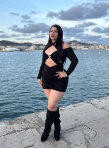 617824530: Chica busca chico en Ibiza