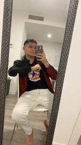 607432018: Chico busca chica en Sevilla