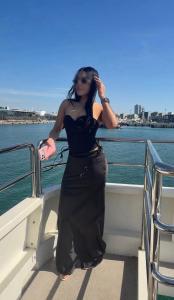 613561886: Chica busca chico en Málaga