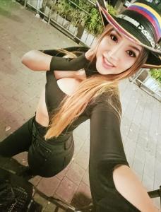 604171891: Chica busca chico en Valencia