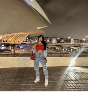 673887277: Chica busca chico en Málaga