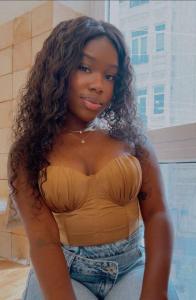 604390313: Chica busca chico en Valencia