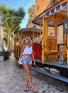 641610698: Chica busca chico en Málaga