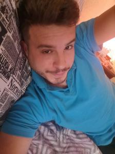 665058018: Chico busca chica en Murcia