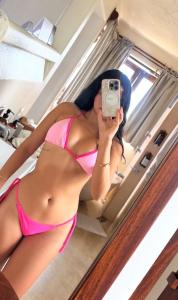 613282054: Chica busca chico en Gerona