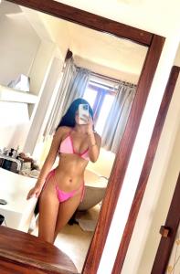 613282054: Chica busca chico en Gerona