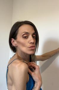 643688515: Chica busca chico en Madrid