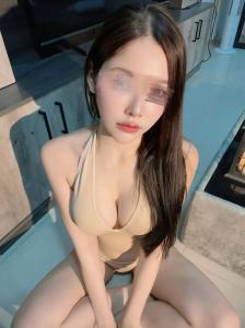 630814239: Chica busca chico en Barcelona