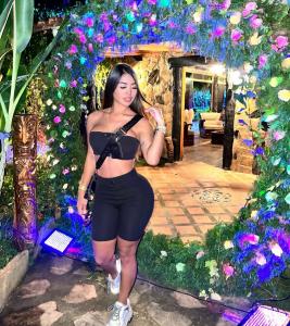 642496441: Chica busca chico en Sevilla