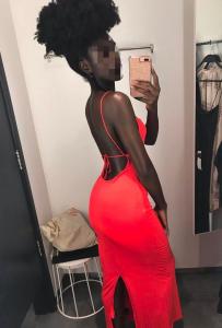 637939518: Chica busca chico en Málaga