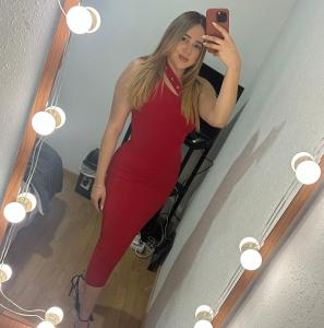 635115530: Chica busca chico en La Coruña