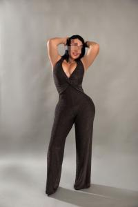 631329380: Chica busca chico en Madrid