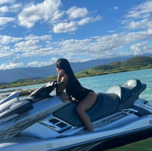 614119408: Chica busca chico en Barcelona