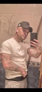 663298354: Chico busca chica en Valencia