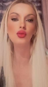 643712460: Chica busca chico en La Coruña