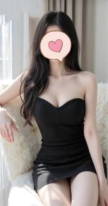 688140278: Chica busca chico en Barcelona