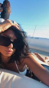 613503977: Chica busca chico en Ibiza