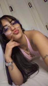 617492072: Chica busca chico en Barcelona