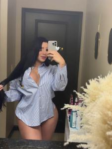 613746805: Chica busca chico en Pontevedra