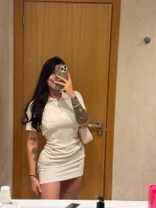 647315397: Chica busca chico en Madrid