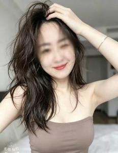 670693999: Chica busca chico en Asturias