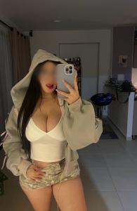 654248572: Chica busca chico en Sevilla