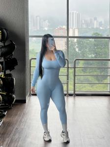 654248572: Chica busca chico en Sevilla
