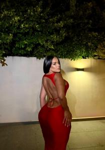 687774066: Chica busca chico en Ibiza