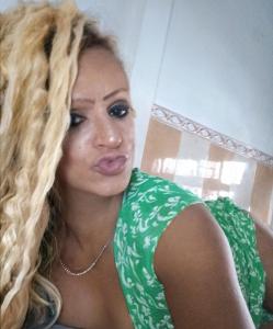 633085495: Chica busca chico en Valencia