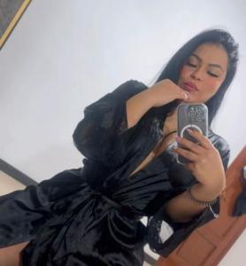 672814384: Chica busca chico en Granada