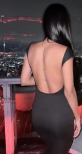 657951763: Chica busca chico en Sevilla