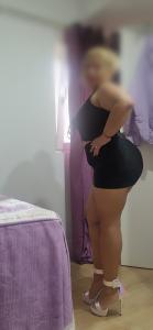 697726373: Chica busca chico en Madrid