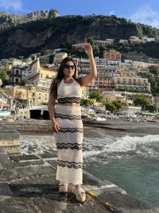 695165667: Chica busca chico en Ibiza