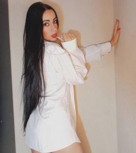 643542151: Chica busca chico en Cáceres