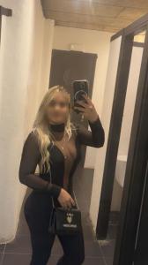 671829110: Chica busca chico en La Coruña
