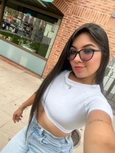 657247549: Chica busca chico en Navarra