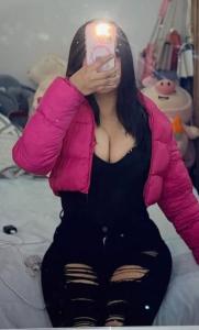 685477953: Chica busca chico en Barcelona