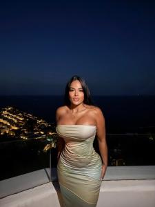 687774066: Chica busca chico en Ibiza