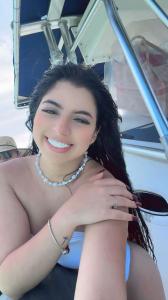 627259880: Chica busca chico en Sevilla