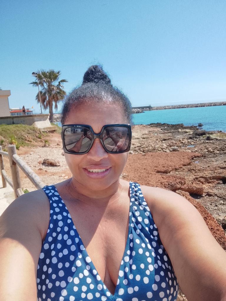 Chica busca chico en Tarragona: Chica busca chico