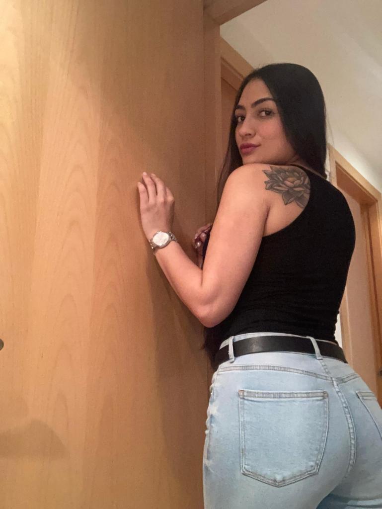 Chica busca chico en Zaragoza: 