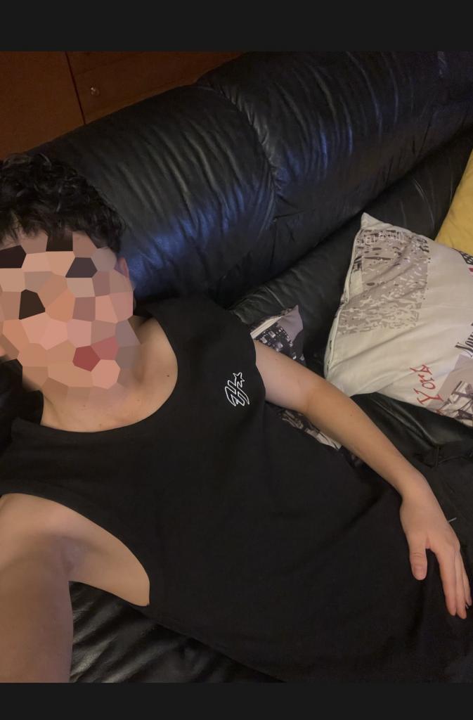 642061513: Chico busca chica en Granada