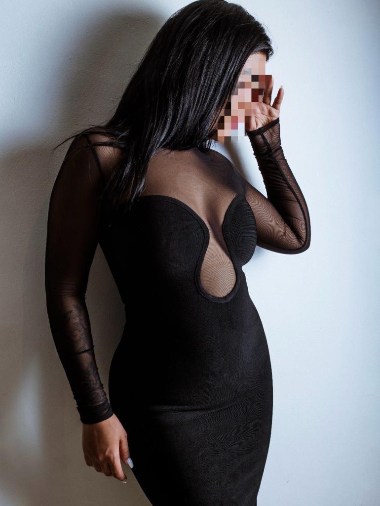 Chica busca chico en Málaga: Chica busca chico