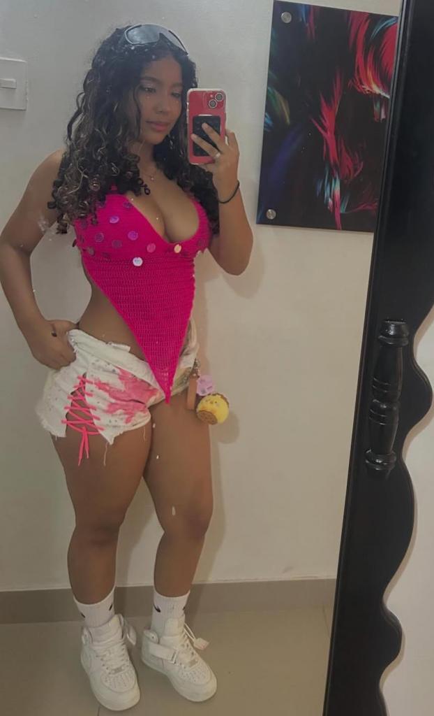 Chica busca chico en Tenerife: 