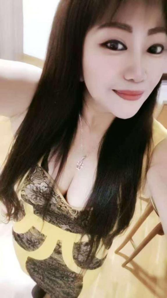 Chica busca chico en Madrid: Chica busca chico