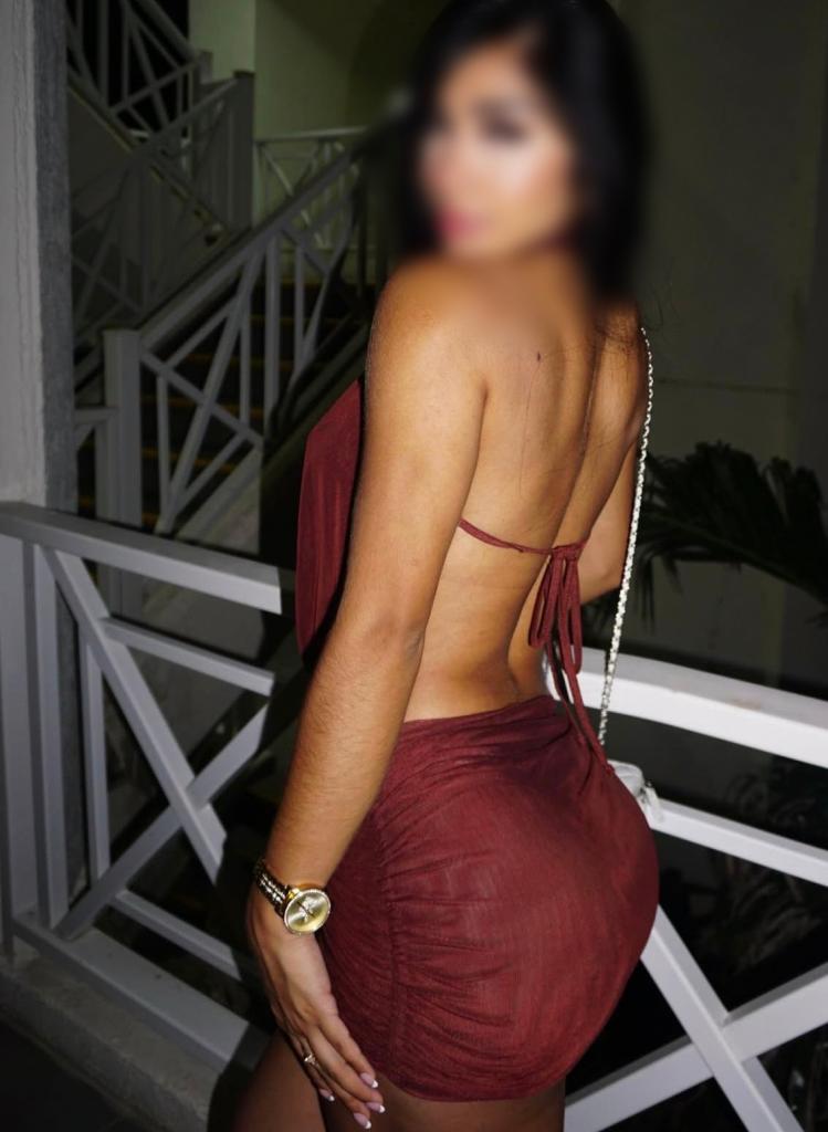 Chica busca chico en Orense: 